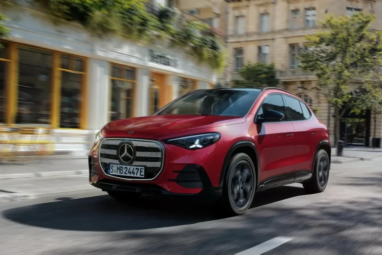 Состоялась мировая премьера абсолютно нового Mercedes-Benz GLA