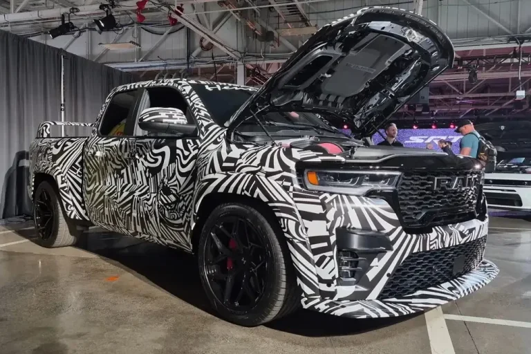 Бешеный «шмель»: Hennessey превратит пикап Ram 1500 Rumble Bee SRT в 1032-сильного монстра